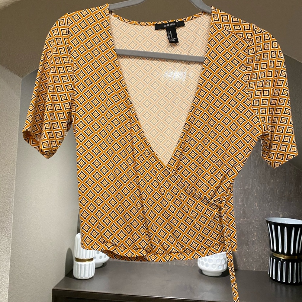 Cute crop top